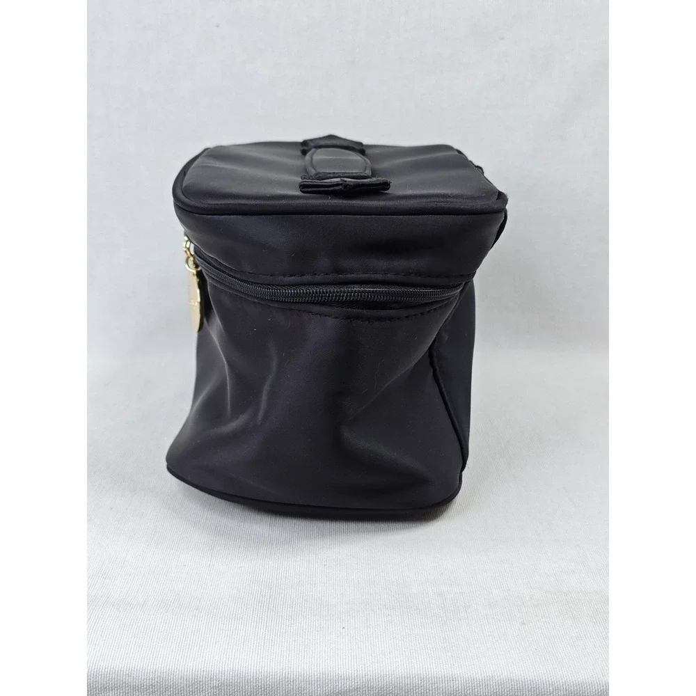 Giorgio Armani Black Soft Shell Cosmetic Makeup Bag Size 7 x 5 x 5 Lined Zip Top